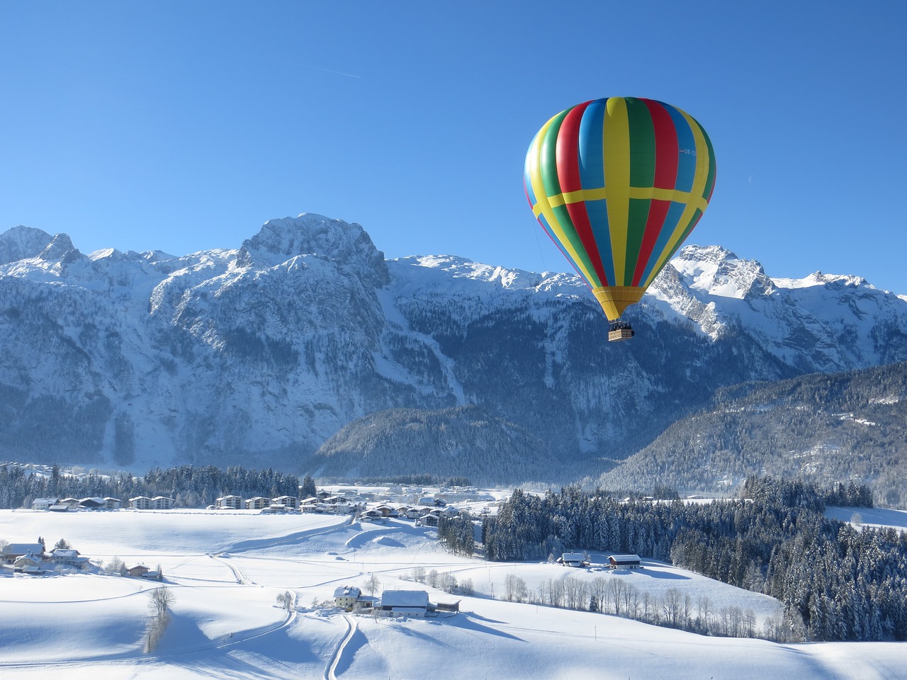 balloon winter height free photo