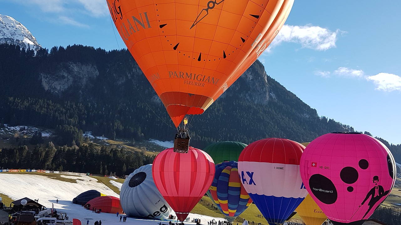 balloon travel outdoors free photo