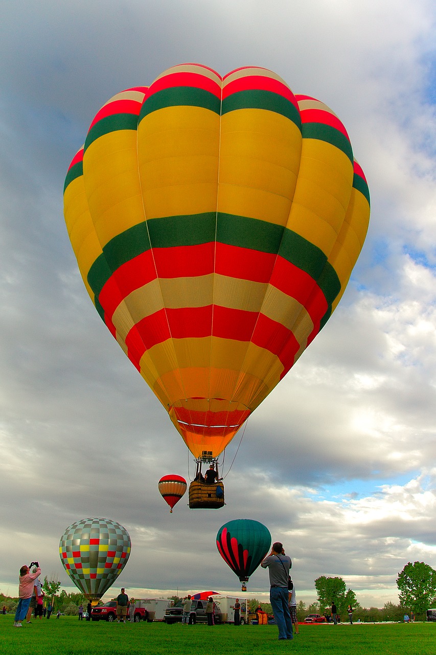 balloon  flying  balloon rally free photo