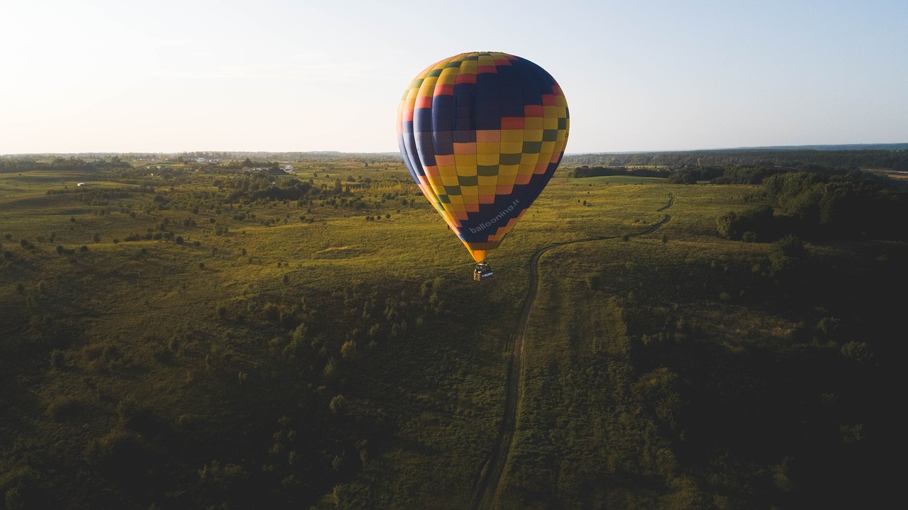 balloon  nature  landscape free photo