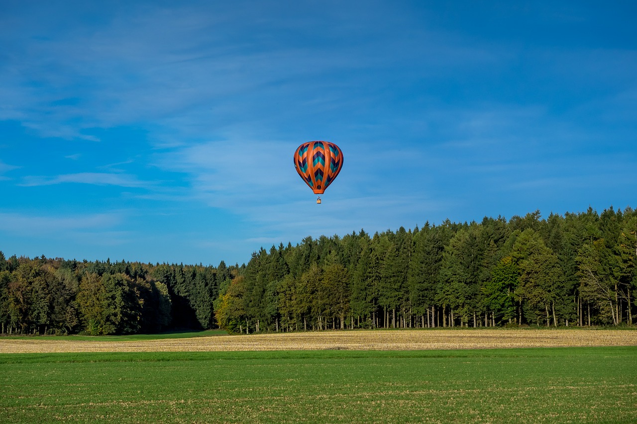 balloon drive sky free photo