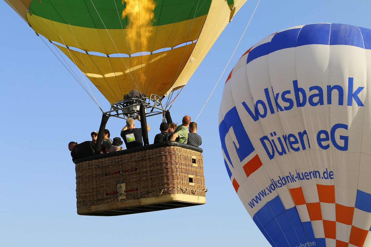 ballooning  hot air balloon ride  balloon free photo