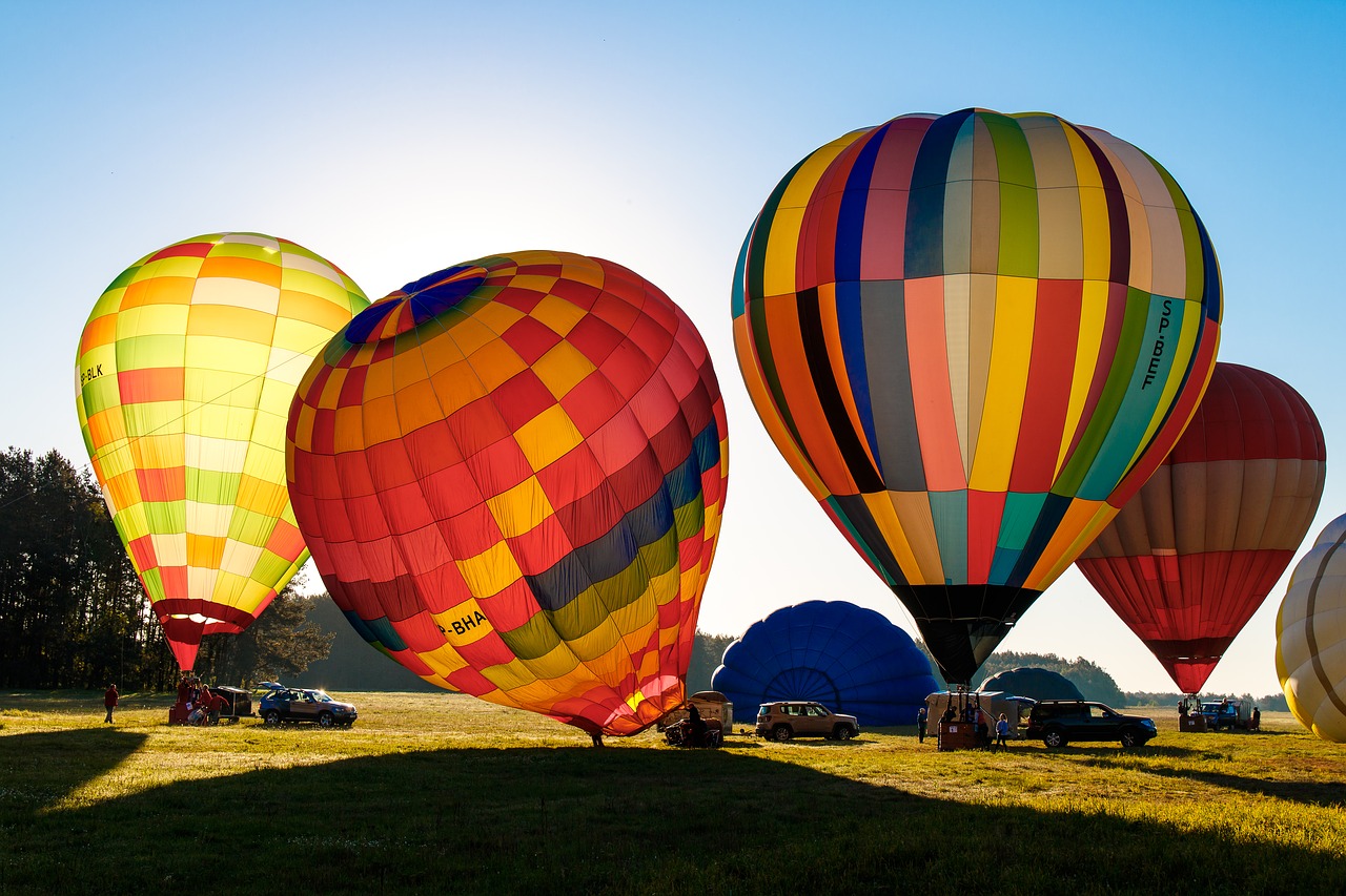 balloons flying colorful free photo