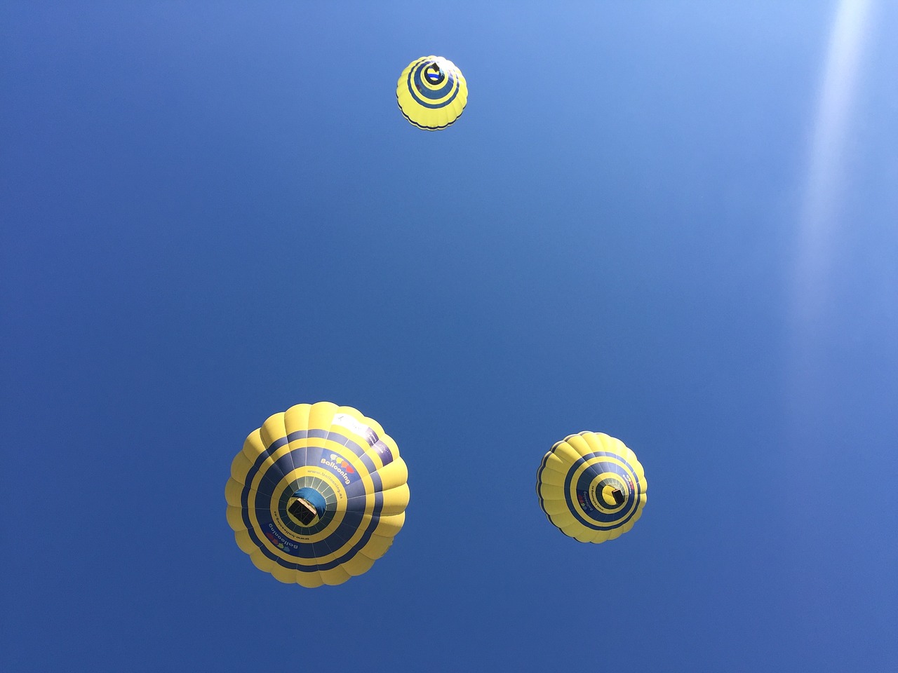 balloons sky catalonia free photo