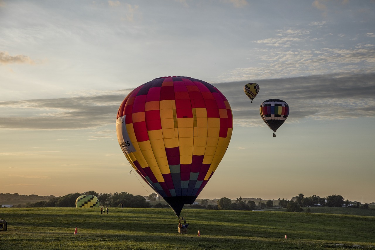 balloons  hot air  colorful free photo