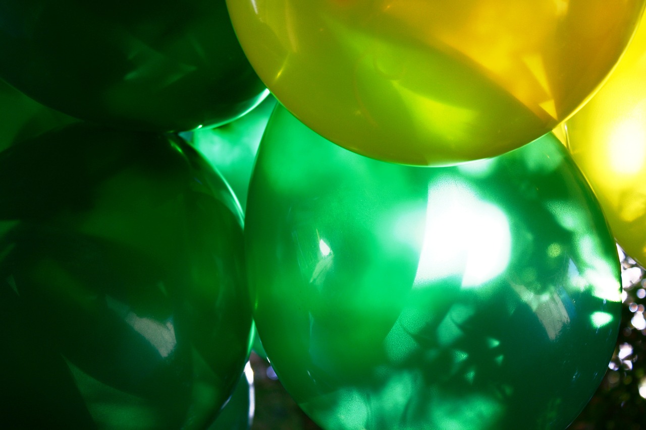 balloons color green free photo