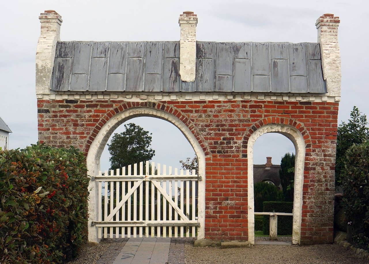 ballum church gate free photo