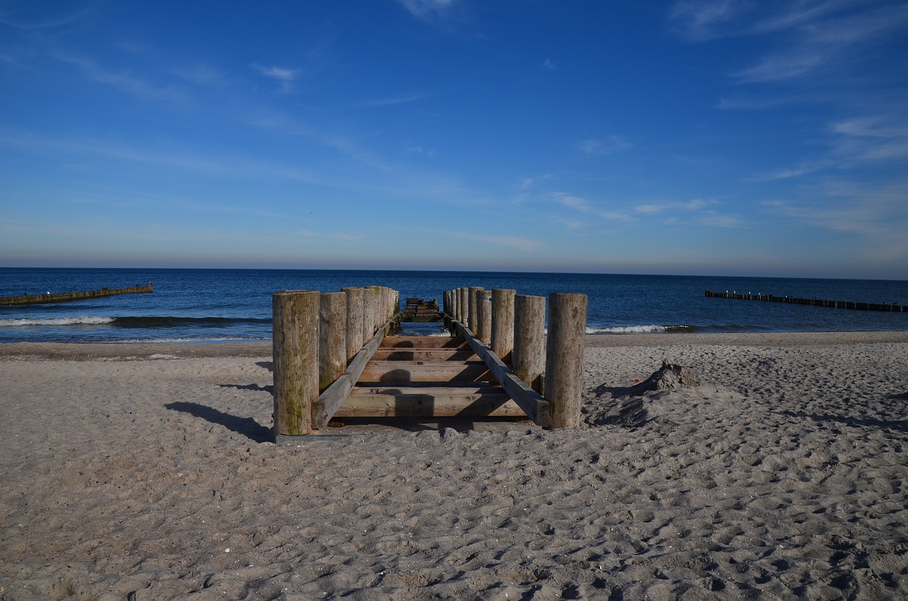 baltic sea winter jetty free photo