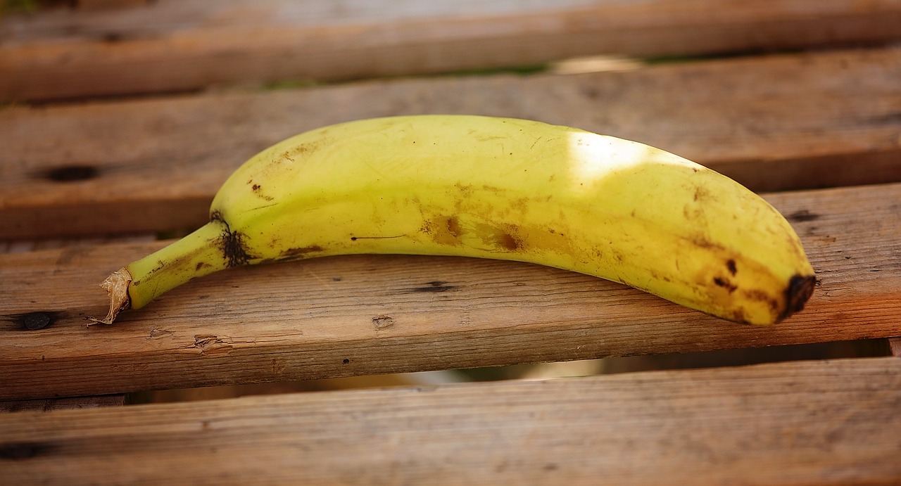 banana ripe fruit free photo