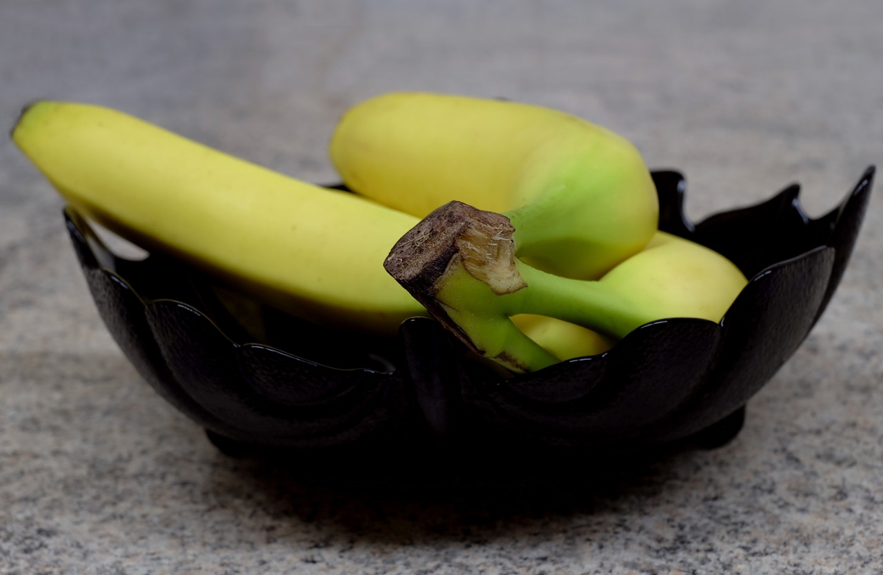 bananas fruit yellow free photo