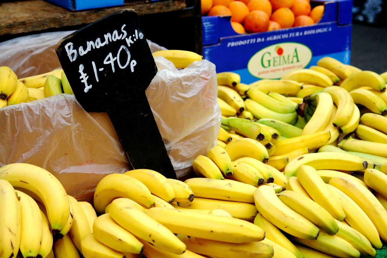 bananas fruit market free photo