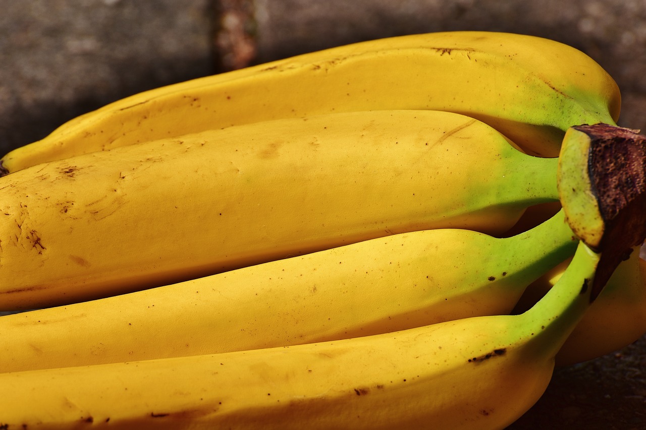 bananas fruits fruit free photo