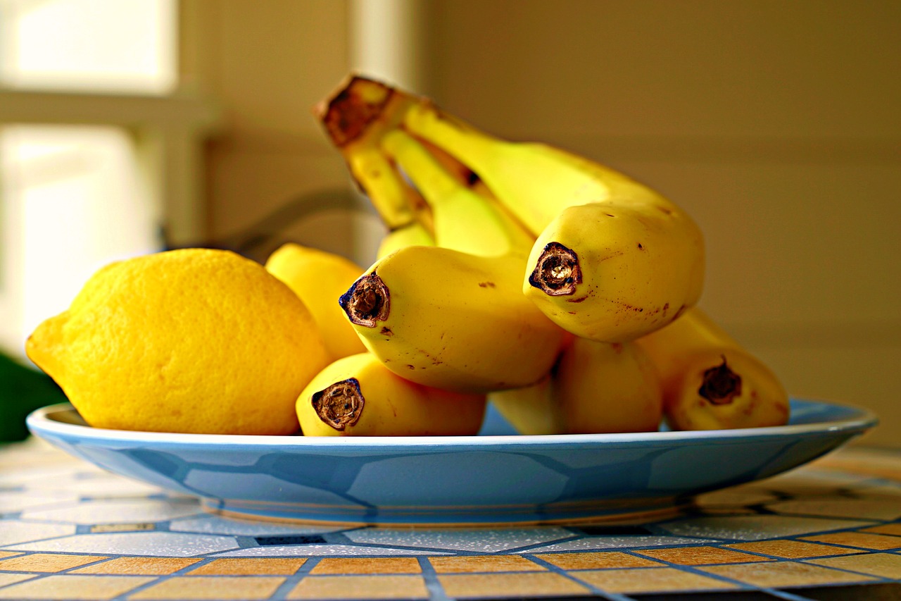 bananas lemons healthy free photo
