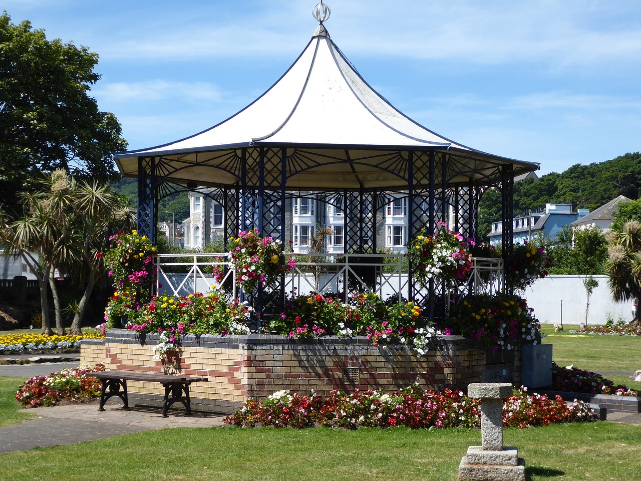 band  stand  ilfracombe free photo