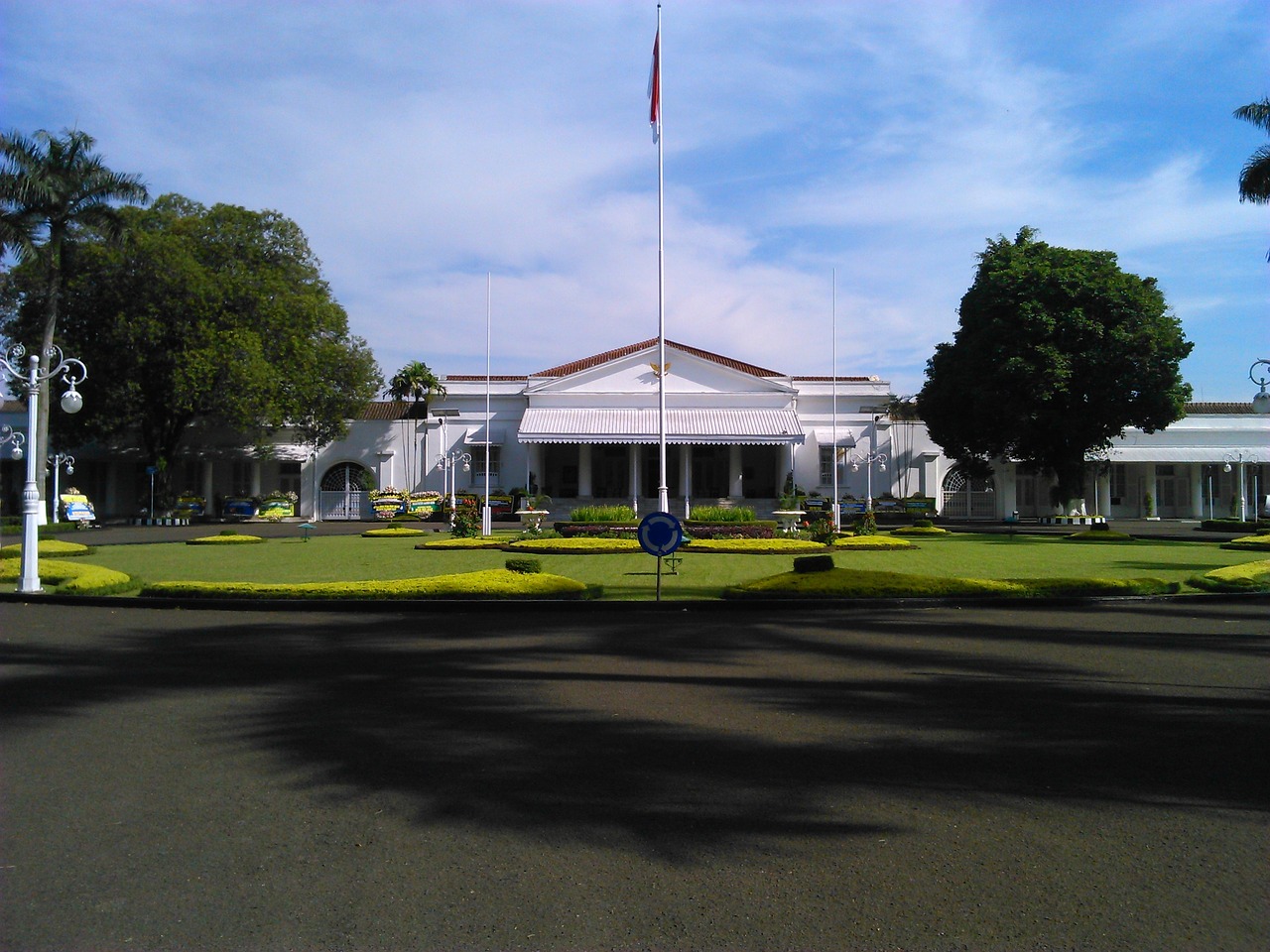 bandung the home office pakuan building free photo