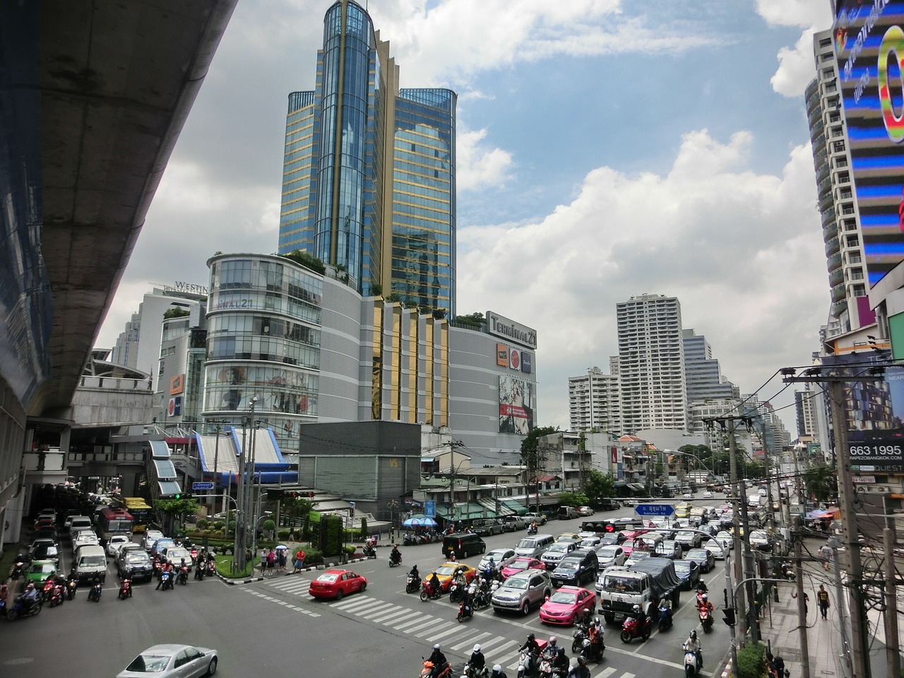 bangkok thailand skyscraper free photo