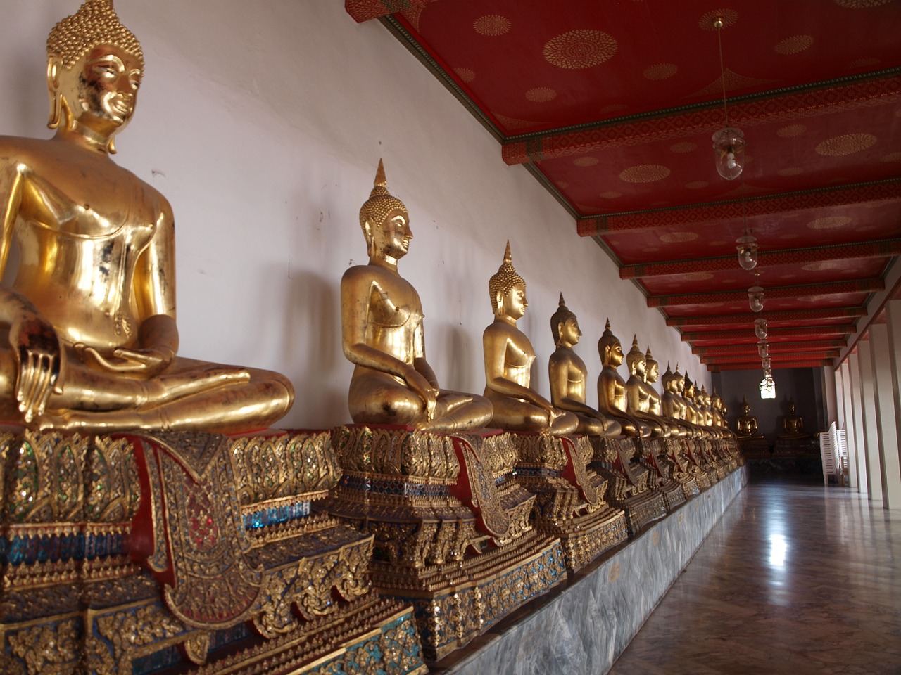 bangkok the royal palace temple free photo