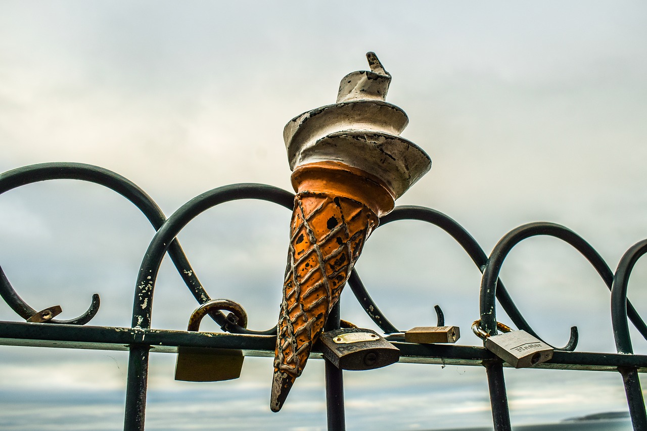 banister  baluster  beach free photo