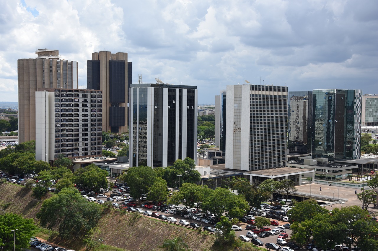 bank brasilia south wing free photo