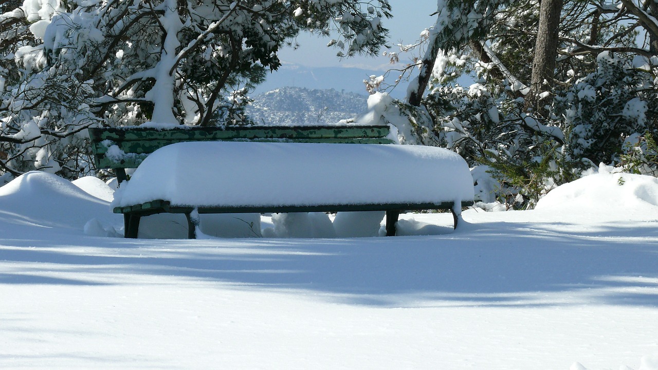 bank snow nevado free photo