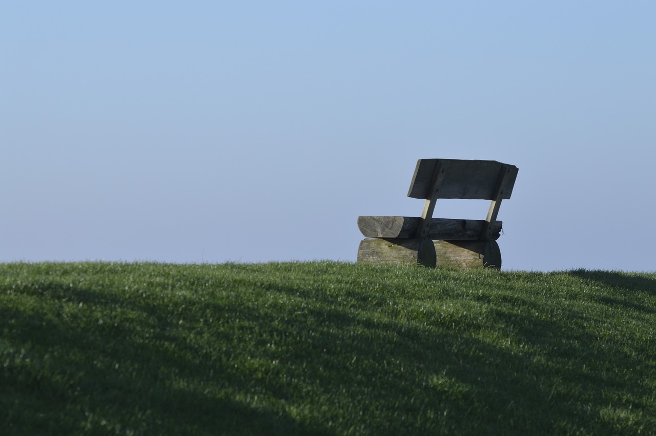 bank  loneliness  rest free photo