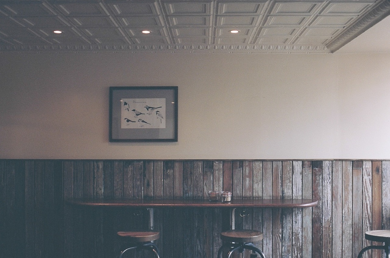 bar restaurant table free photo