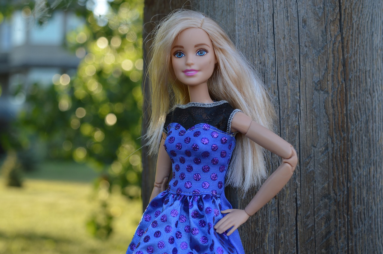 barbie doll pretty free photo