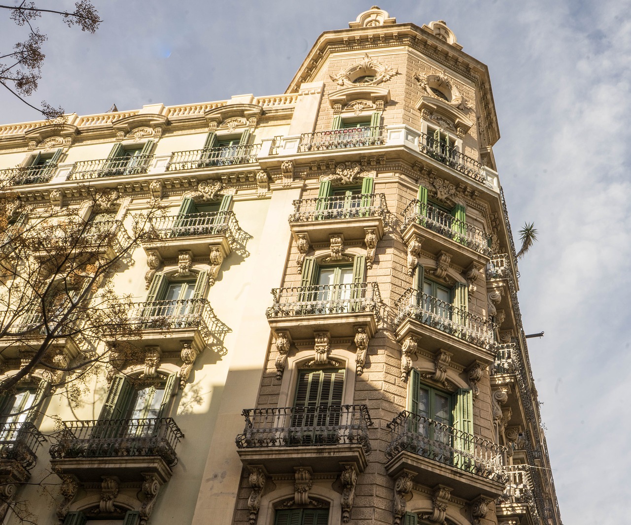 barcelona spain architecture free photo