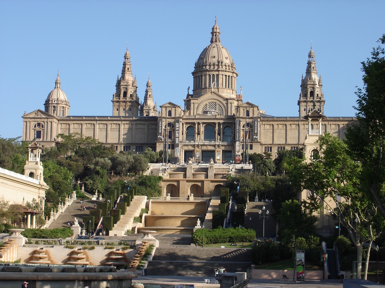 barcelona espanha museu free photo