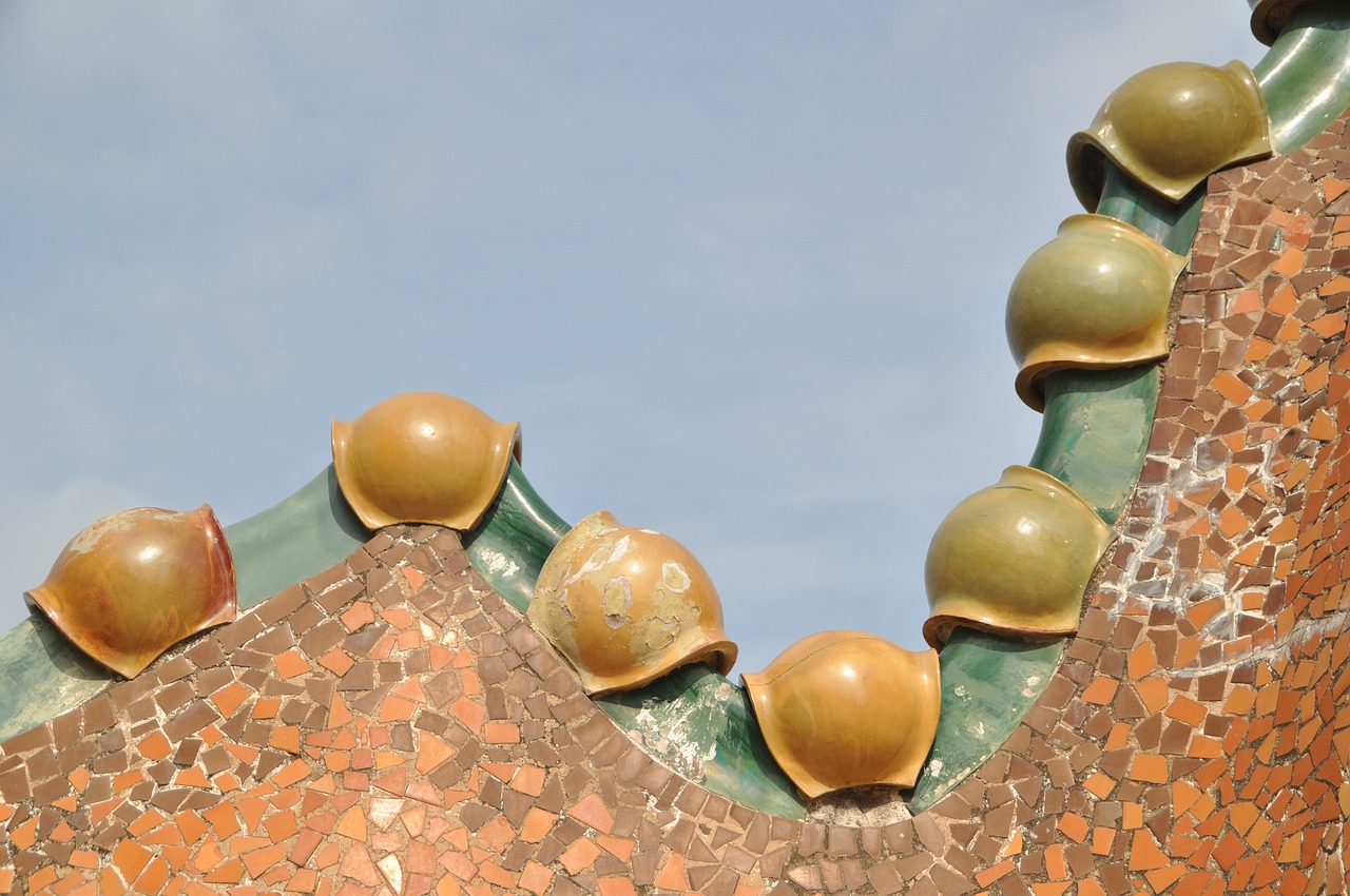 barcelona fun casa batlo free photo