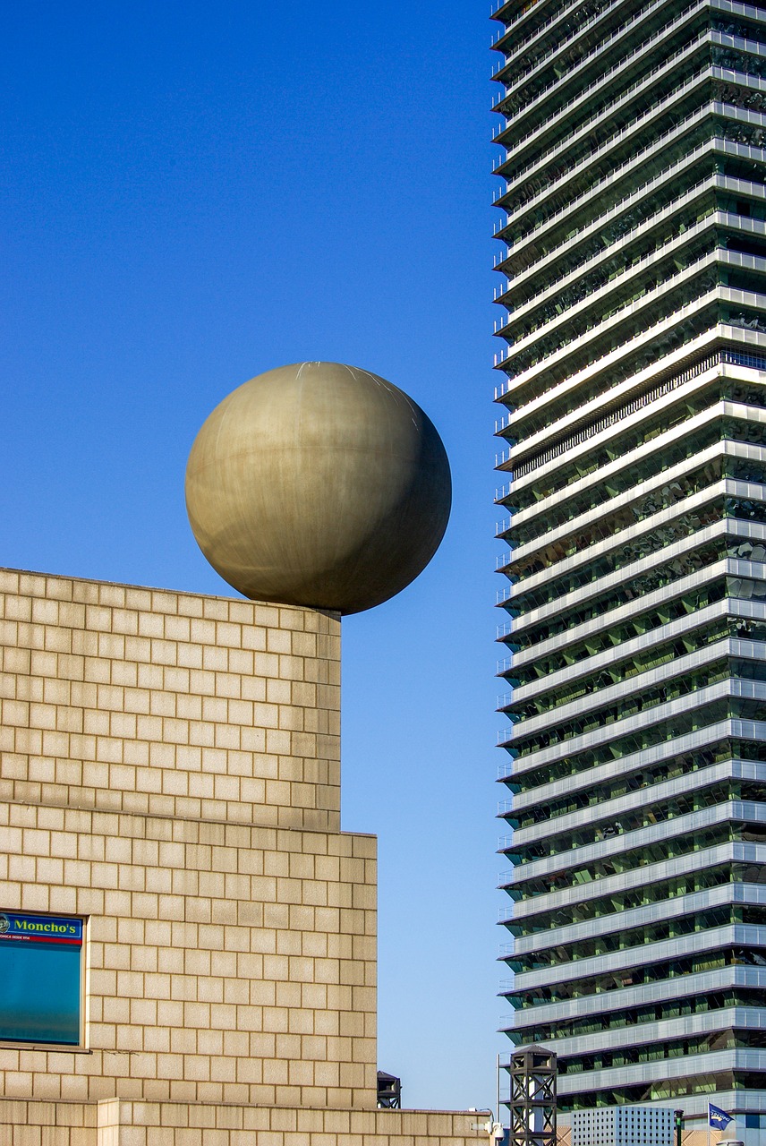 barcelona building glass free photo