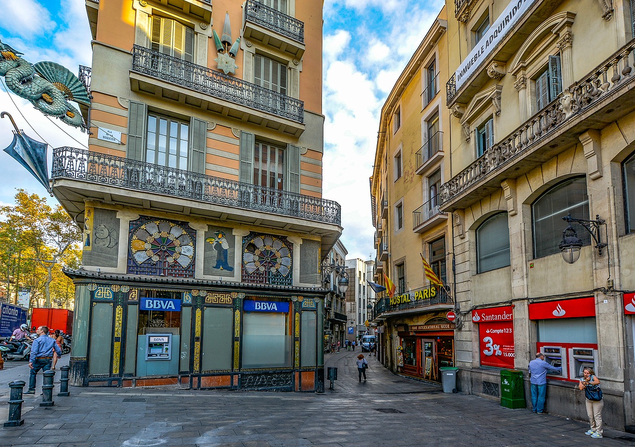 barcelona spain street free photo