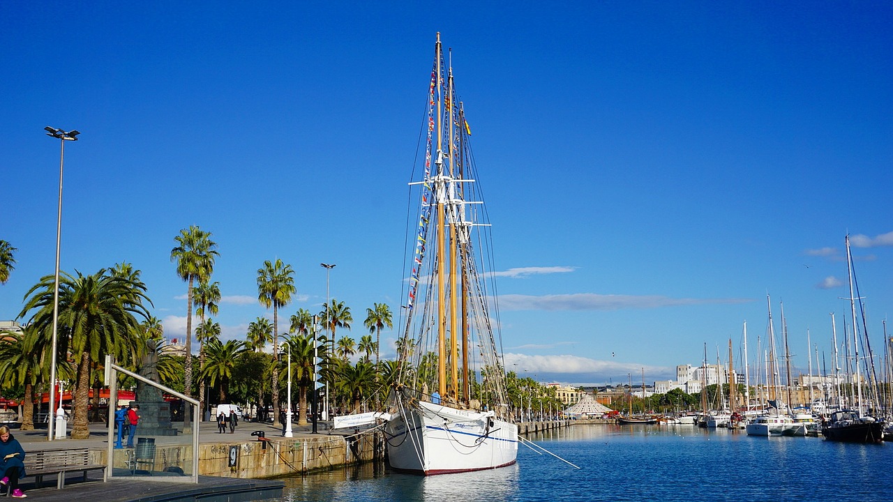 barcelona harbour spain free photo