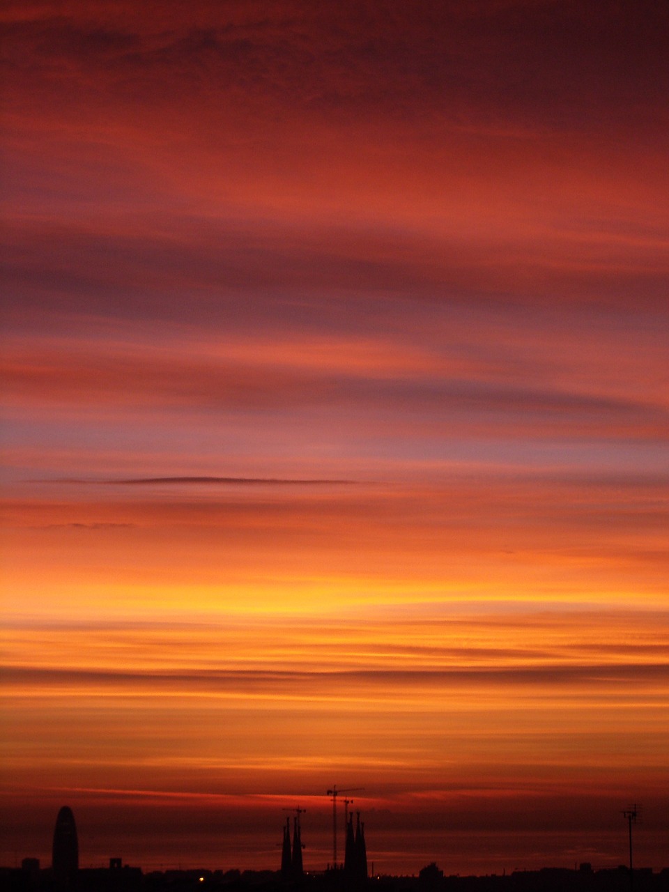 barcelona sunset clouds free photo