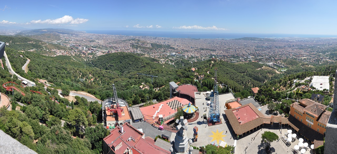 barcelona panorama sea free photo