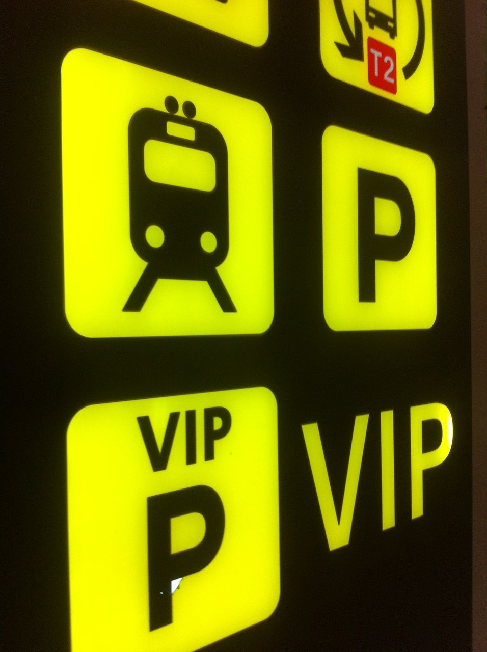 barcelona taxi airport free photo