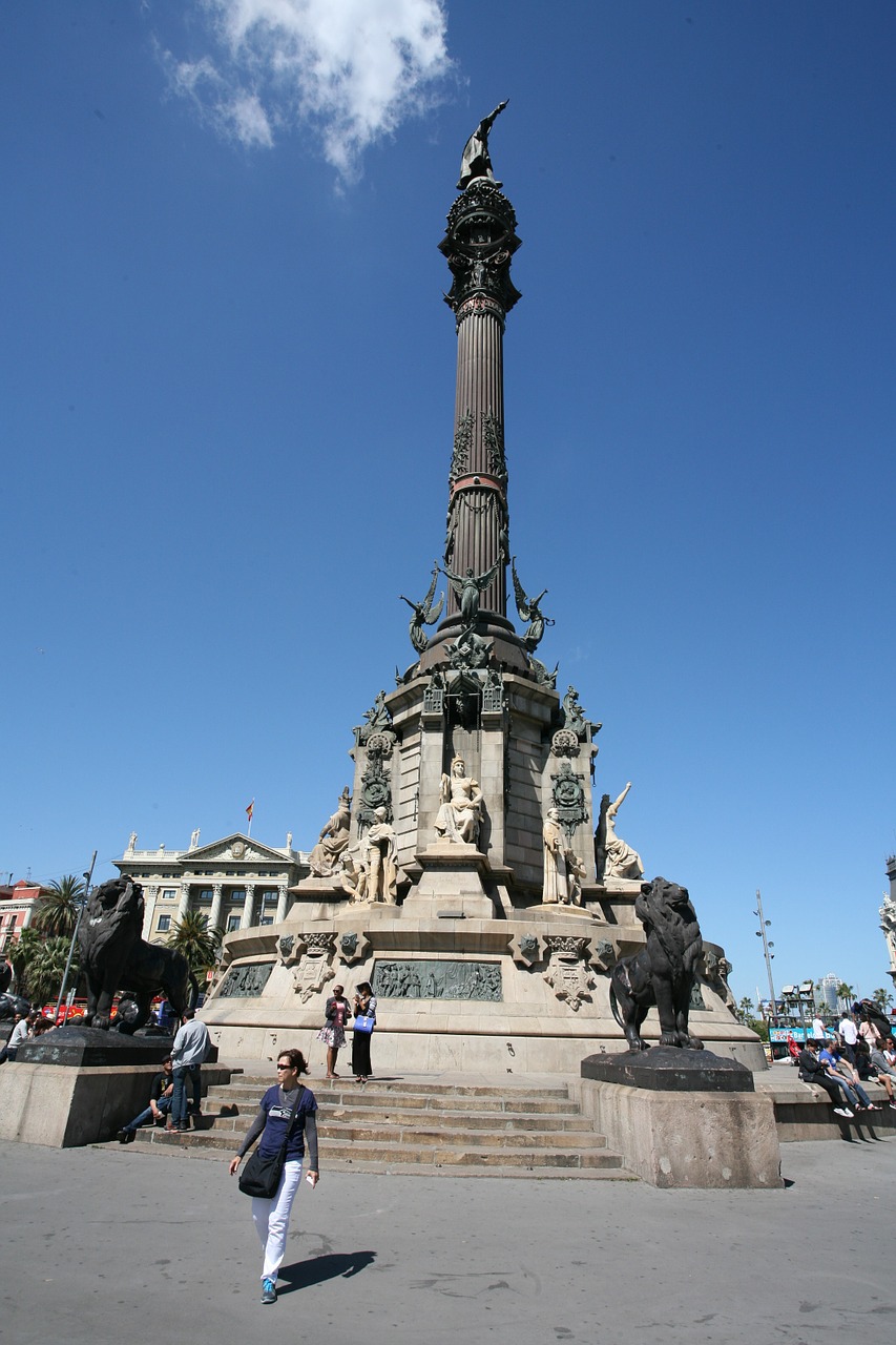 barcelona monument columbus free photo