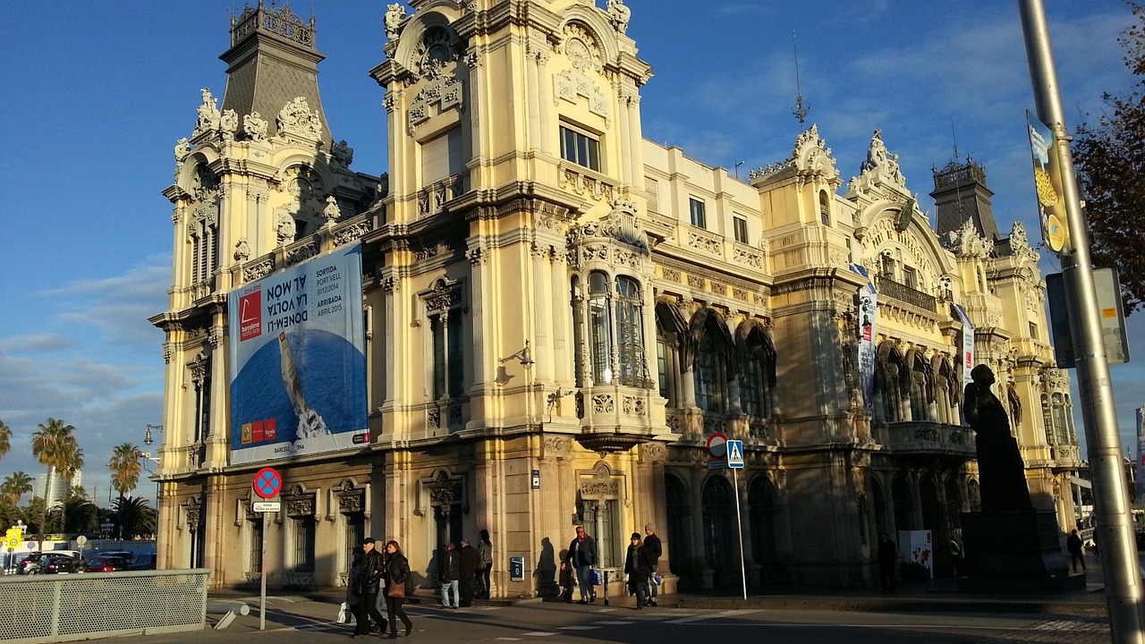 barcelona building food free photo