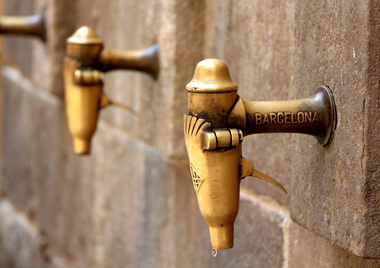 barcelona water tap free photo