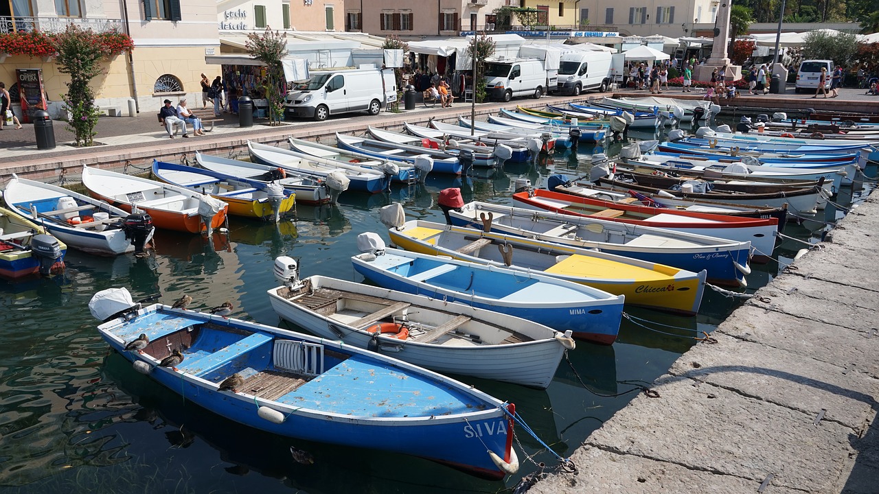 bardolino port fishing boats free photo