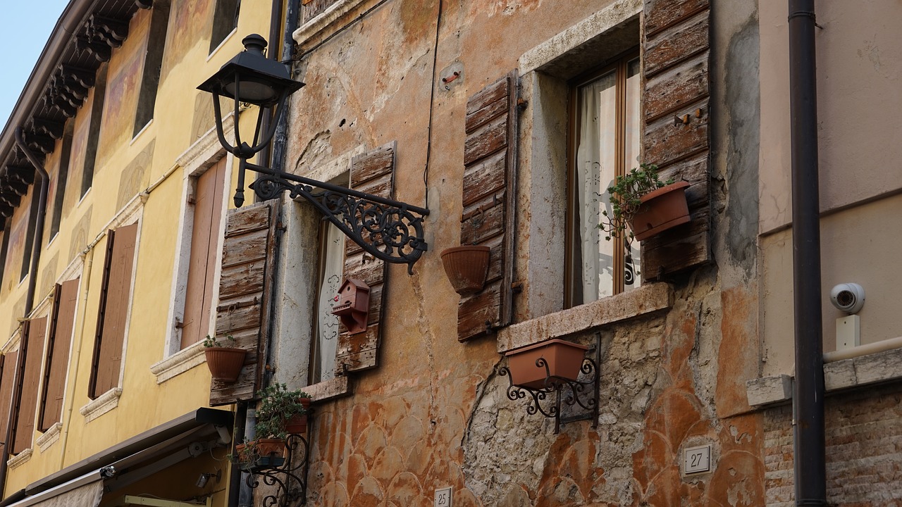 bardolino garda architecture free photo