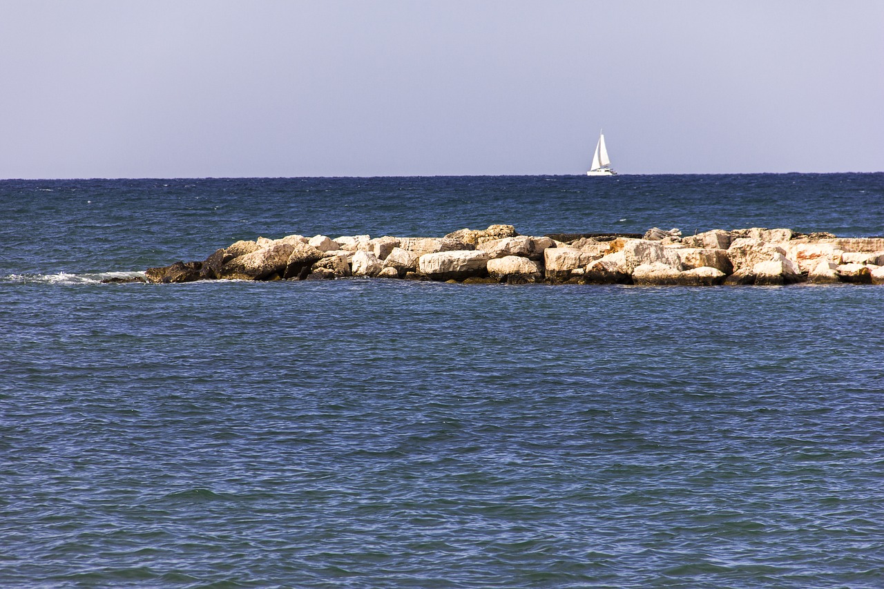 bari  quay  the adriatic sea free photo