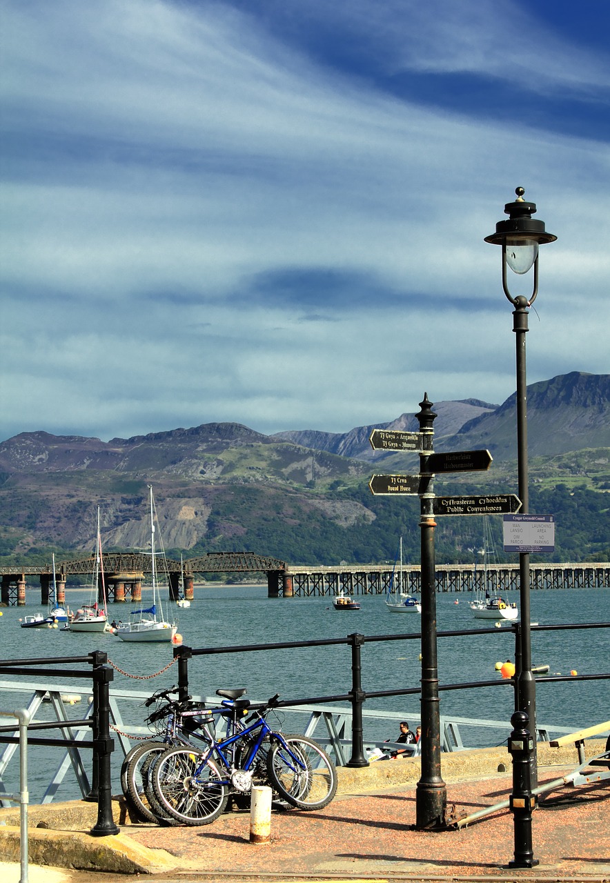 barmouth harbour boats free photo