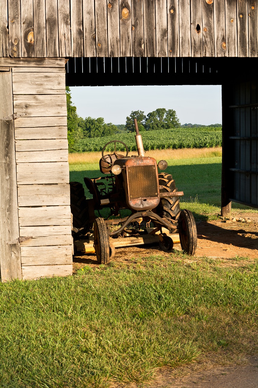 barn rural country free photo