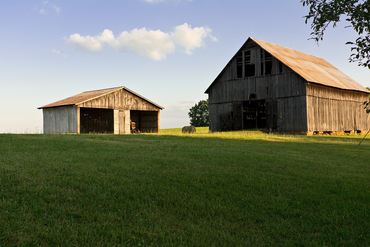 barn country farm free photo
