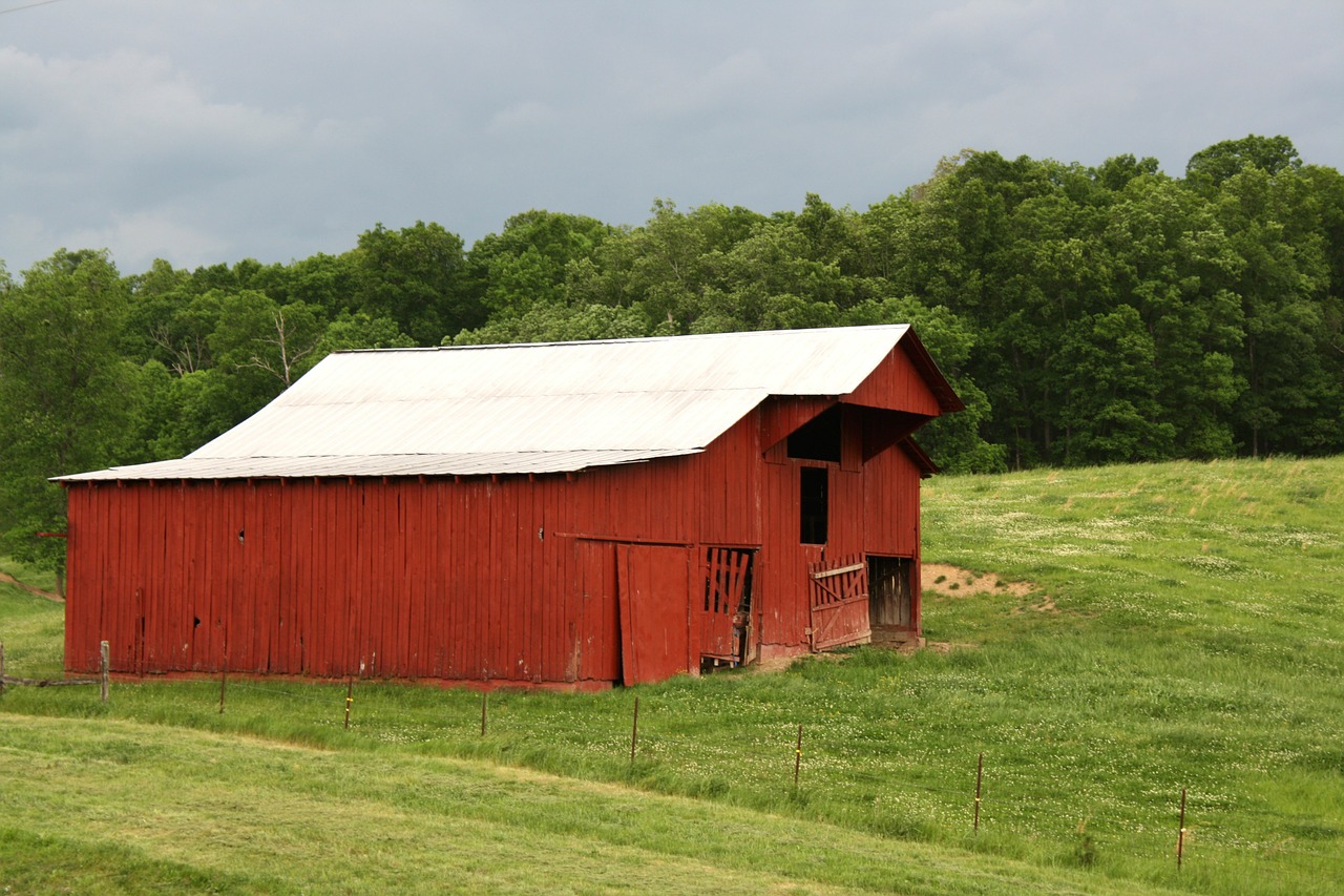barn red tennessee free photo