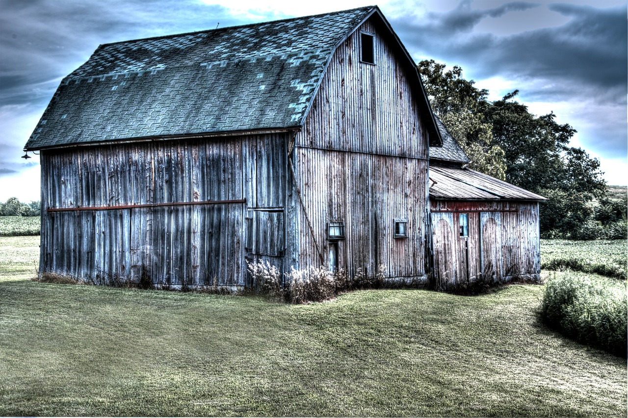 barn farm rural free photo