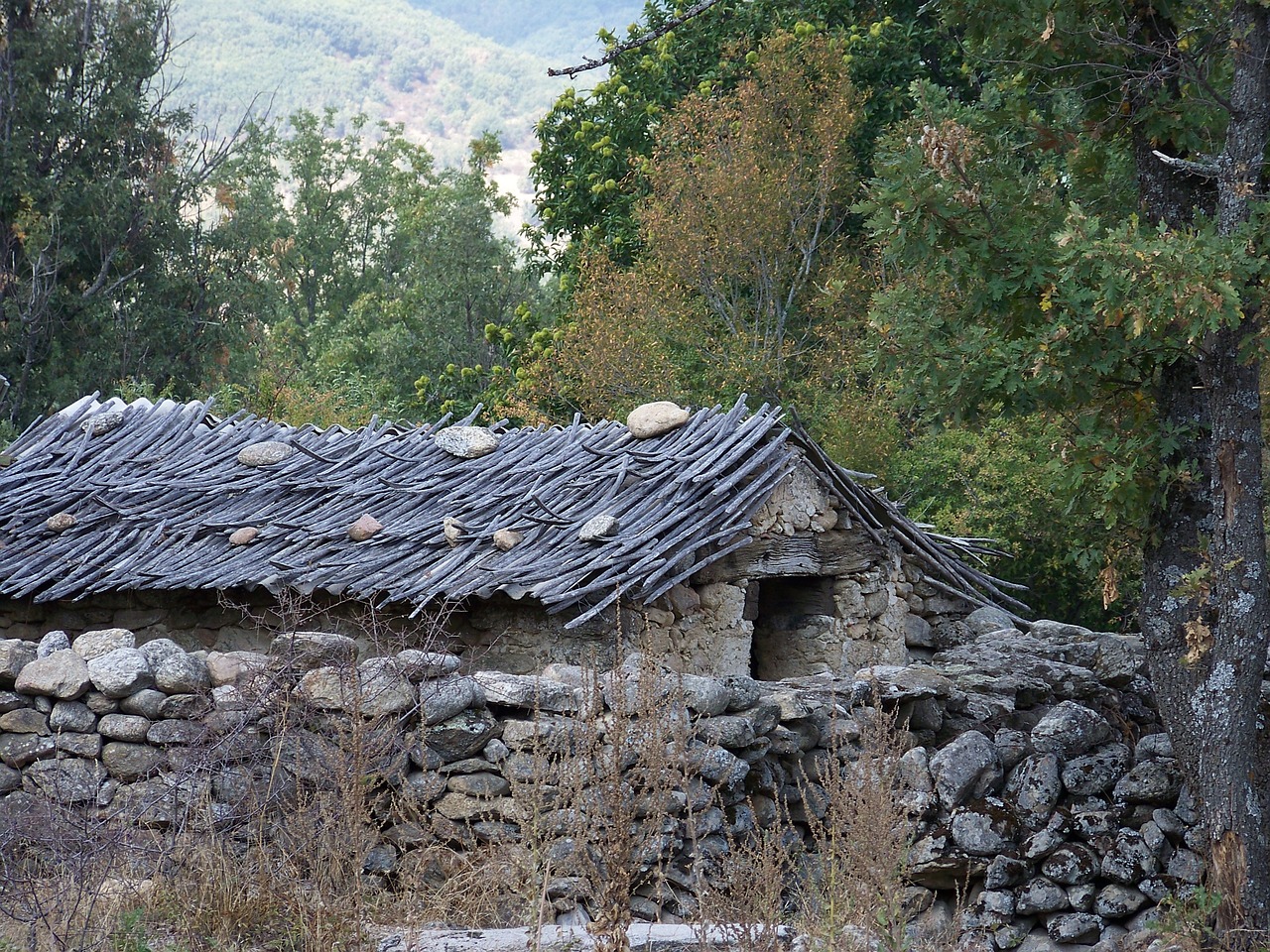 barn house rustic free photo