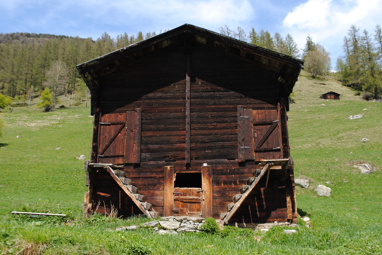 barn dark valais free photo