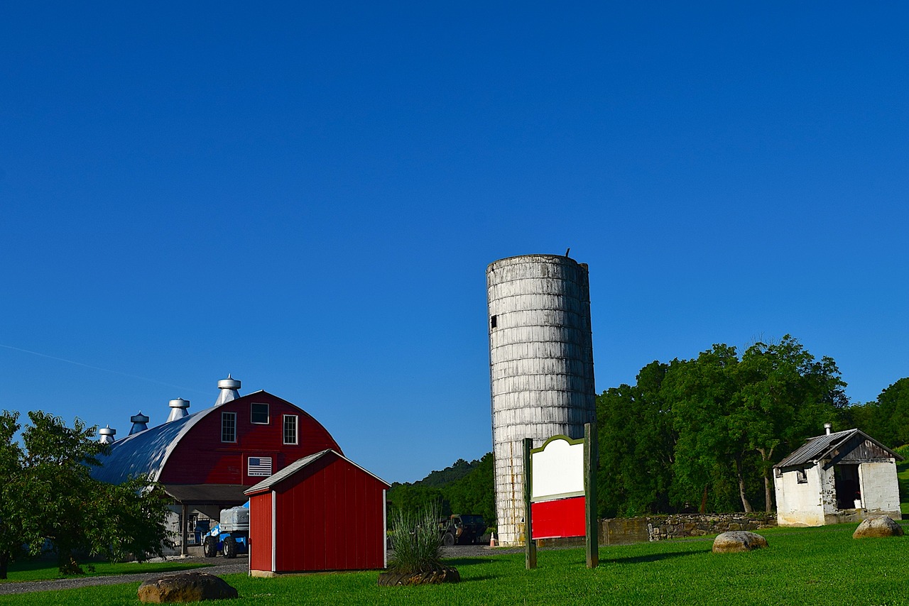 barn silo summer free photo